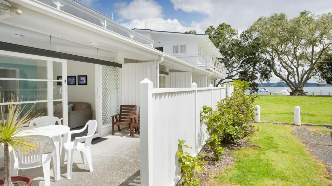 Hananui Lodge And Apartments Russell Exterior photo